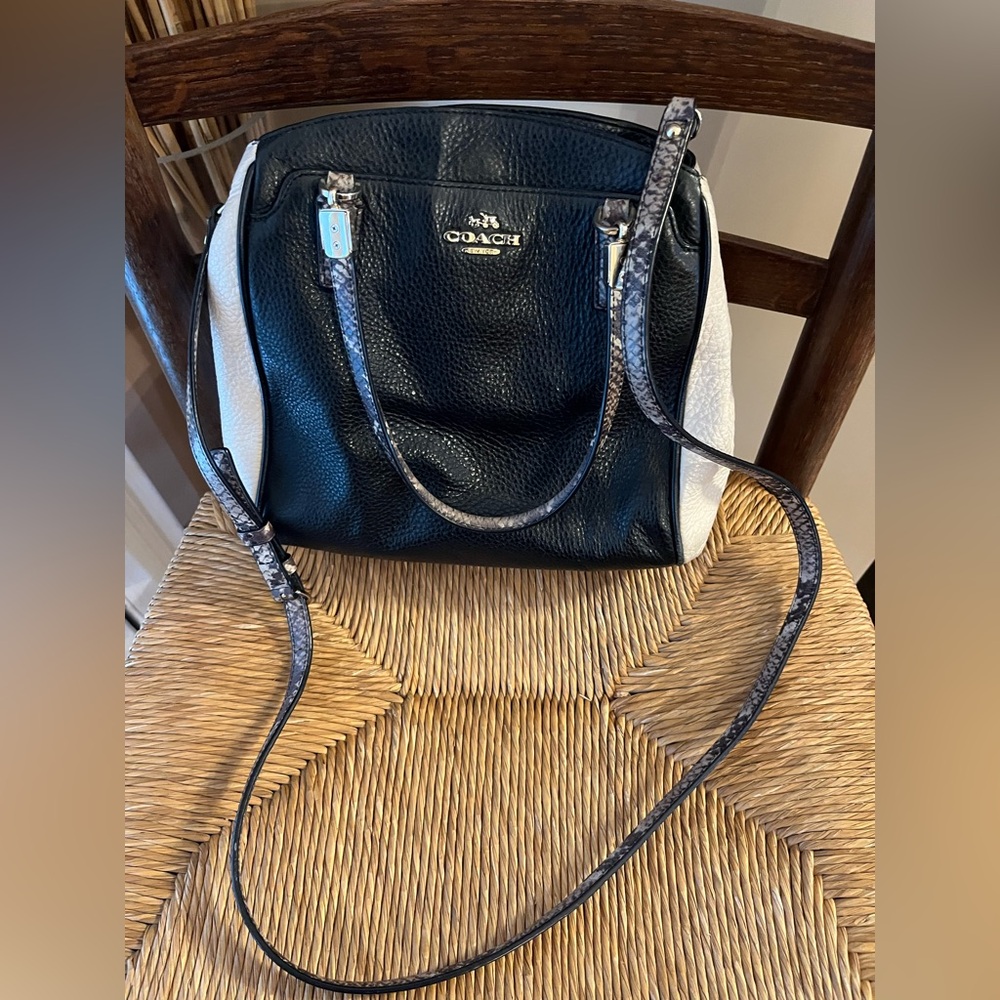 Coach Minetta Exotic Trim Crossbody Satchel Black White Leather